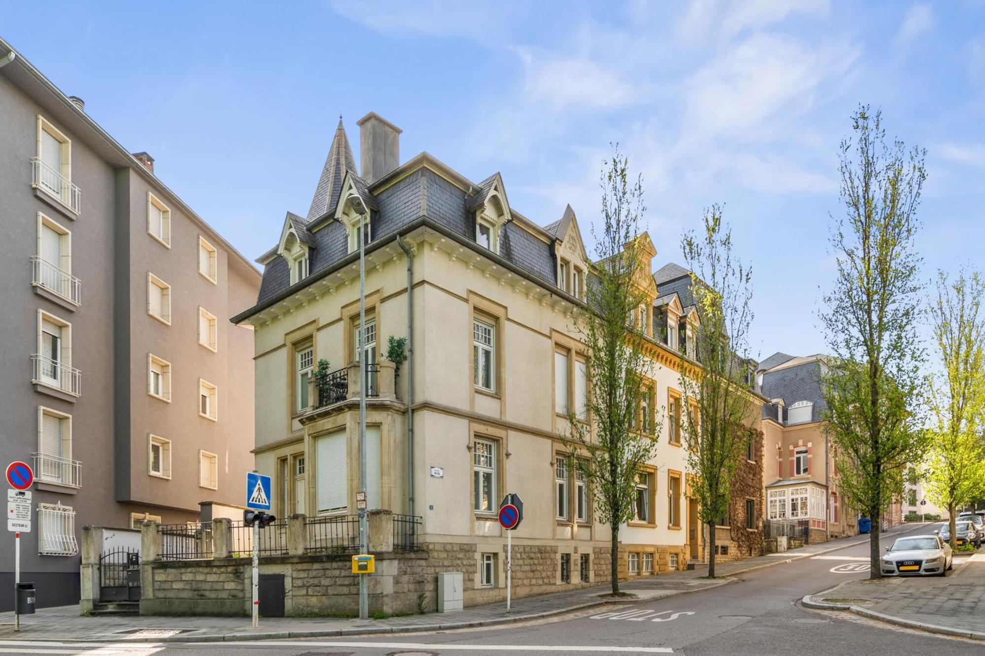 Elegant 3Br Home In Prime Limpertsberg Location Luxembourg Luaran gambar